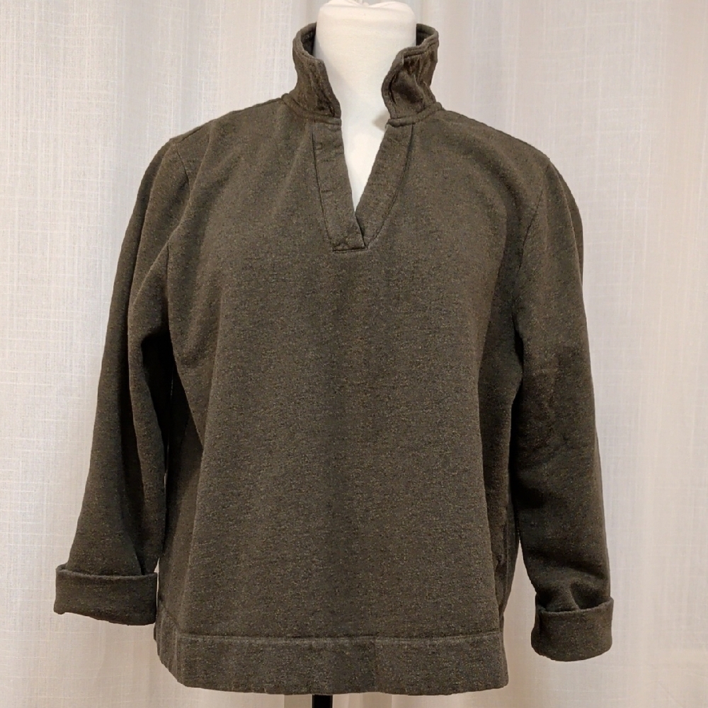 Clear Wing Johnny Collar Pullover Boxy Sweatshirt
